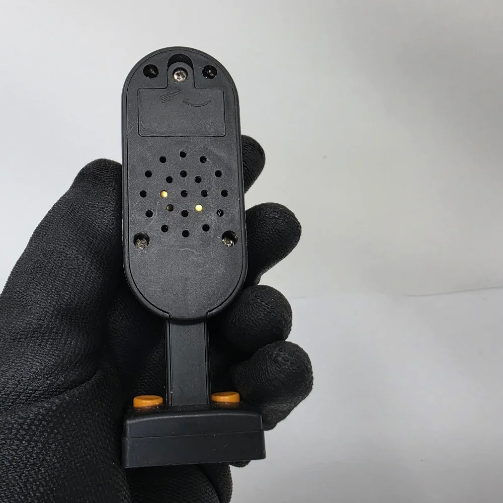 N/A takes batteries